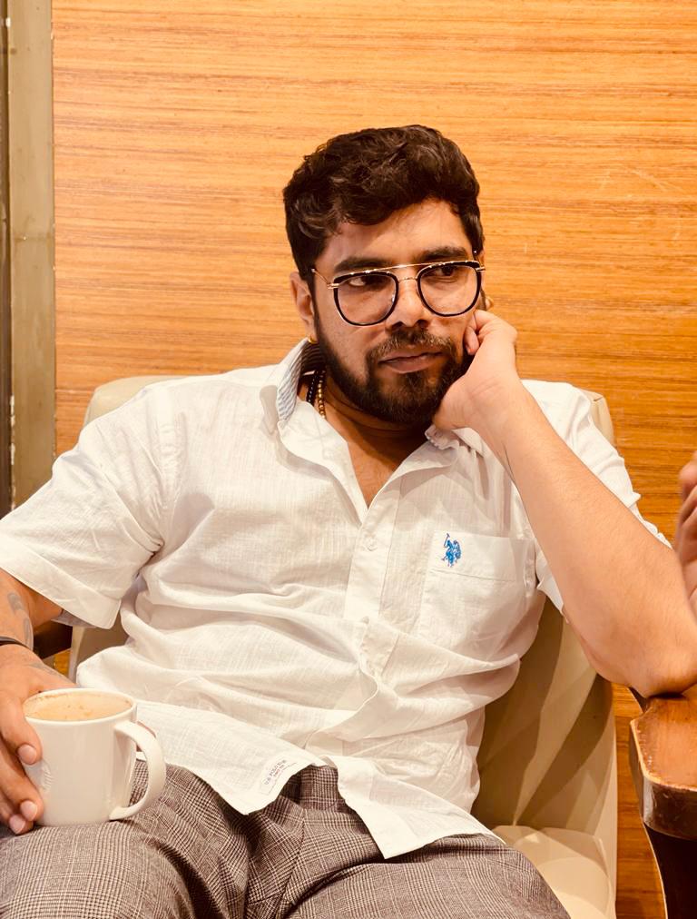 Managing Director's Photo